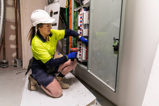 Best Affordable Emergency Electrician  in Lancaster, WI